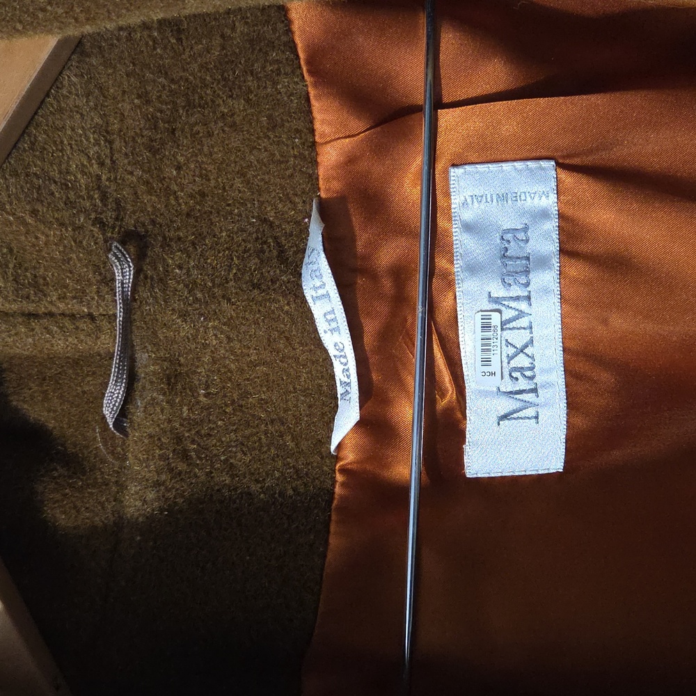 MaxMara Brown Coat with Orange Lining - Picture 2 of 11
